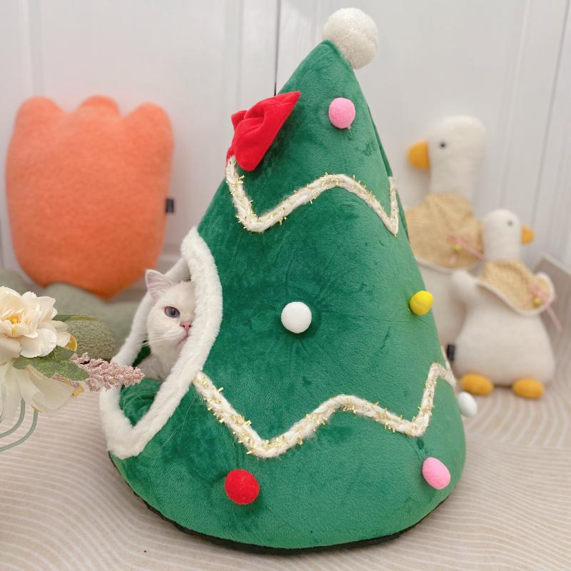 Christmas Cat Pet Bow Tie Winter Warmth Den